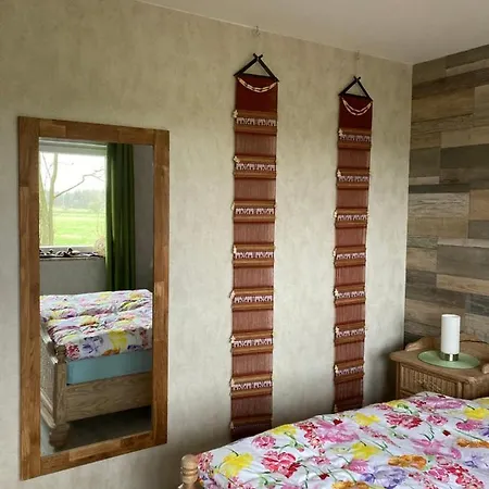 Haus Wald Und Wiese Wald